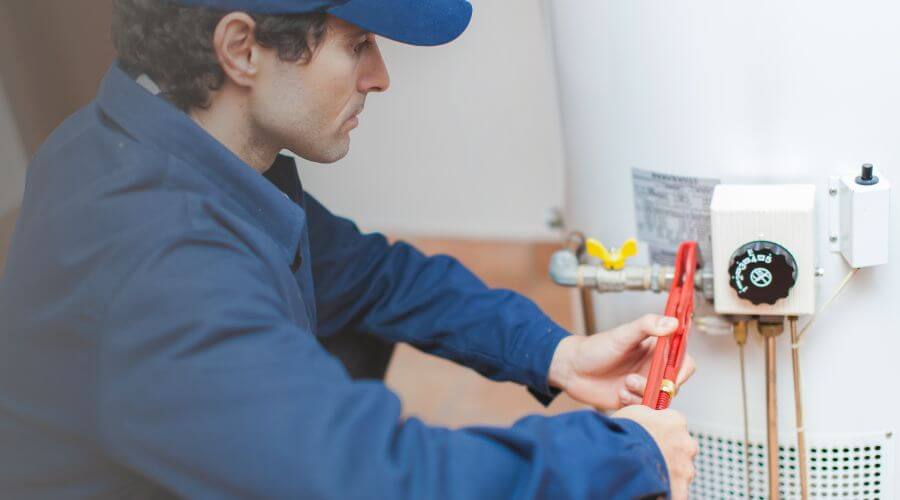 Expert burst pipe repair services in Cherokee, IA